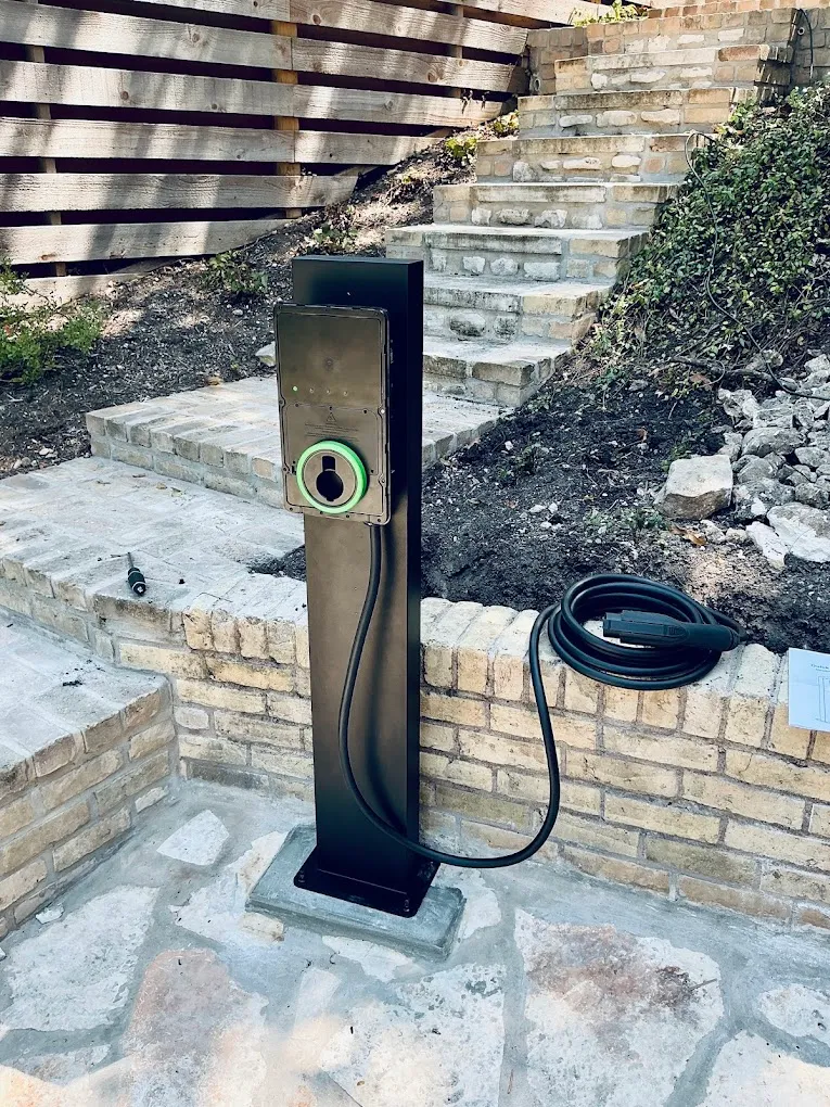 Autel EV charger · pedestal mount